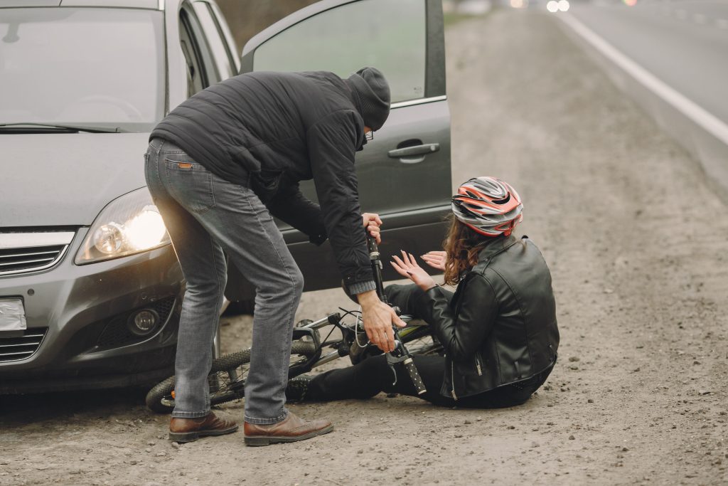Knee Injury lawyer